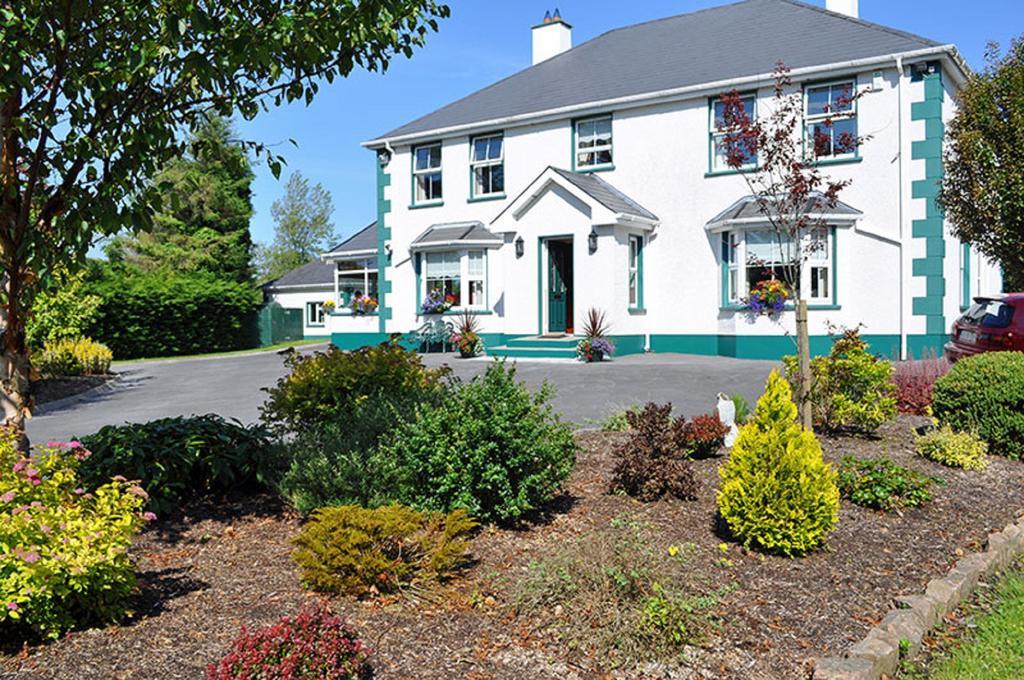Bed & Breakfast Lisdanar House